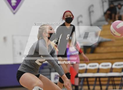 Thumbnail 3 in Pomona @ Arvada West photogallery.