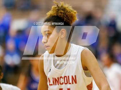 Thumbnail 3 in Lincoln East @ Lincoln High photogallery.