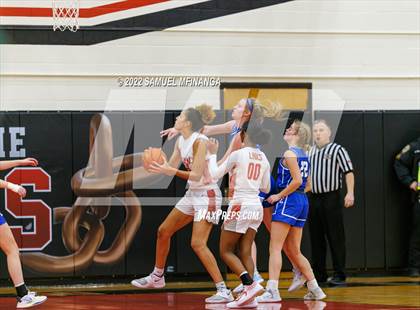Thumbnail 3 in Lincoln East @ Lincoln High photogallery.