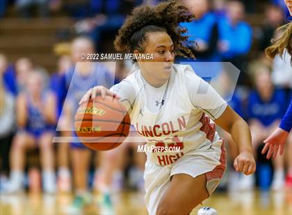 Thumbnail 1 in Lincoln East @ Lincoln High photogallery.