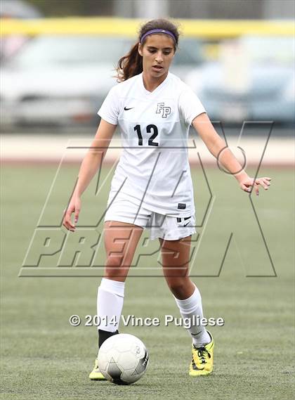 Thumbnail 3 in Flintridge Prep vs. Burbank photogallery.