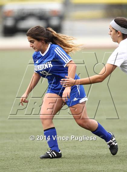Thumbnail 2 in Flintridge Prep vs. Burbank photogallery.