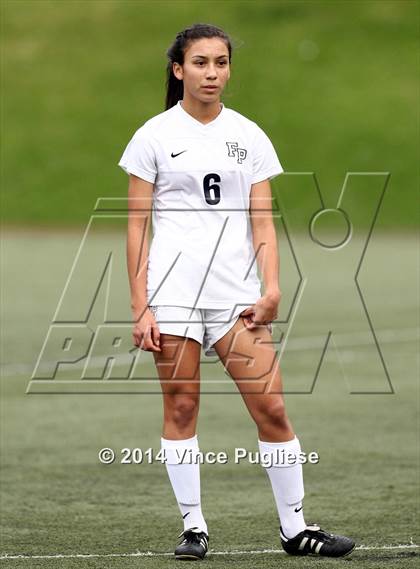 Thumbnail 2 in Flintridge Prep vs. Burbank photogallery.
