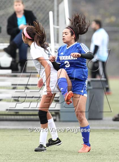 Thumbnail 2 in Flintridge Prep vs. Burbank photogallery.