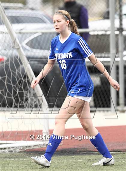 Thumbnail 3 in Flintridge Prep vs. Burbank photogallery.