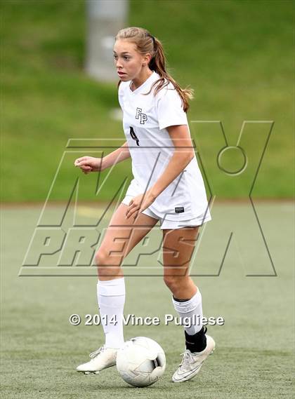 Thumbnail 3 in Flintridge Prep vs. Burbank photogallery.