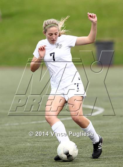Thumbnail 2 in Flintridge Prep vs. Burbank photogallery.