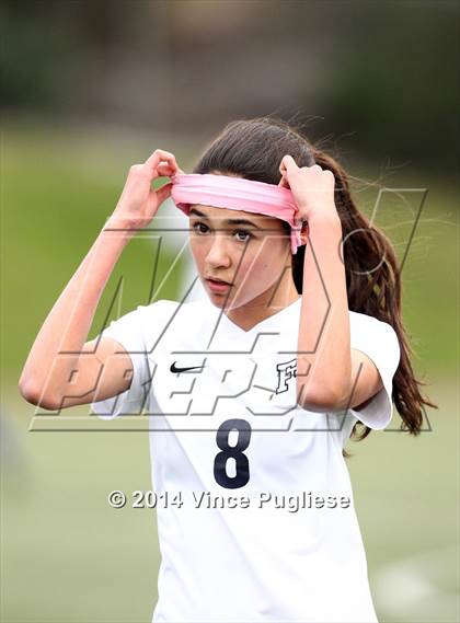 Thumbnail 3 in Flintridge Prep vs. Burbank photogallery.