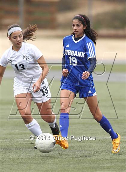 Thumbnail 2 in Flintridge Prep vs. Burbank photogallery.
