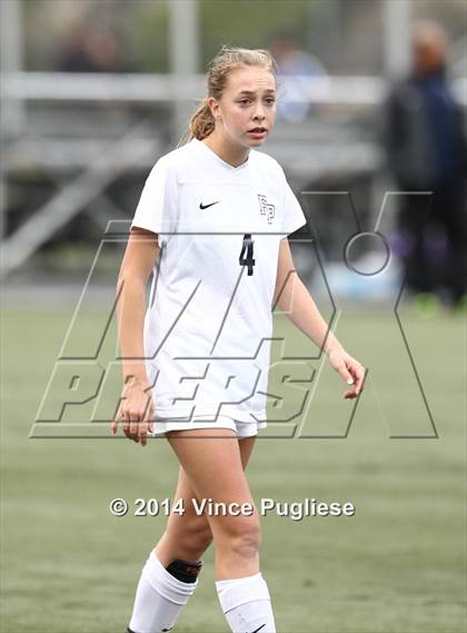 Thumbnail 3 in Flintridge Prep vs. Burbank photogallery.