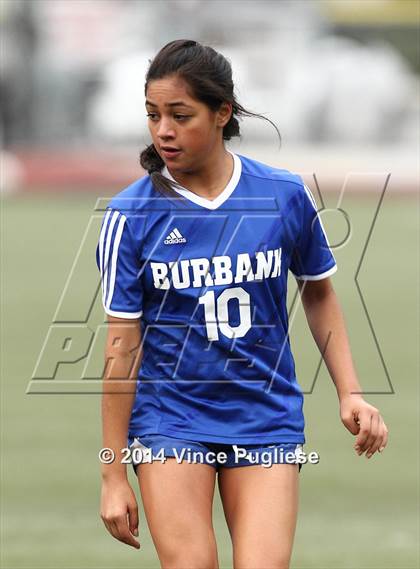 Thumbnail 2 in Flintridge Prep vs. Burbank photogallery.