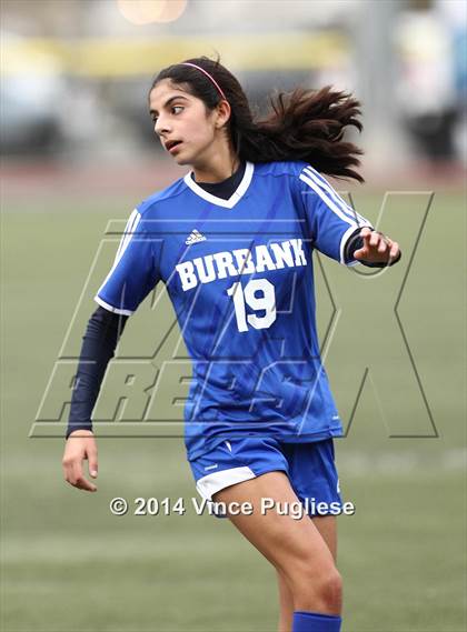 Thumbnail 3 in Flintridge Prep vs. Burbank photogallery.