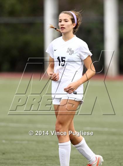 Thumbnail 3 in Flintridge Prep vs. Burbank photogallery.