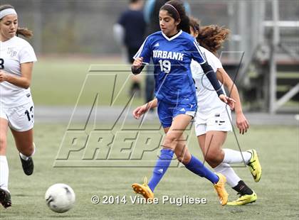 Thumbnail 1 in Flintridge Prep vs. Burbank photogallery.