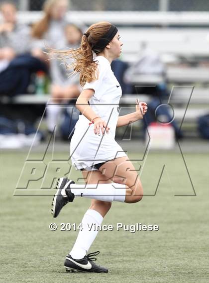 Thumbnail 1 in Flintridge Prep vs. Burbank photogallery.