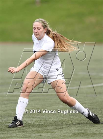 Thumbnail 1 in Flintridge Prep vs. Burbank photogallery.