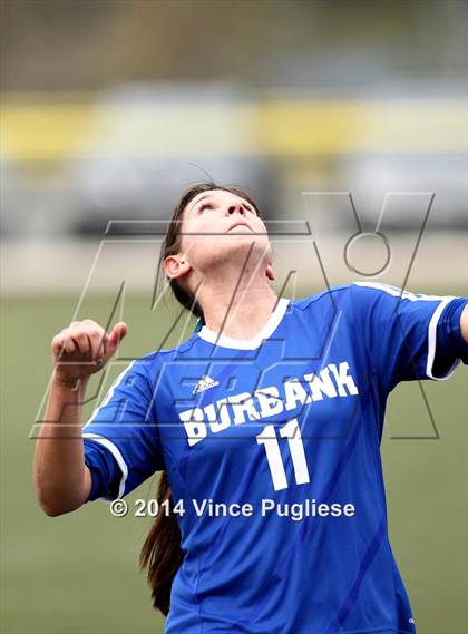 Thumbnail 1 in Flintridge Prep vs. Burbank photogallery.