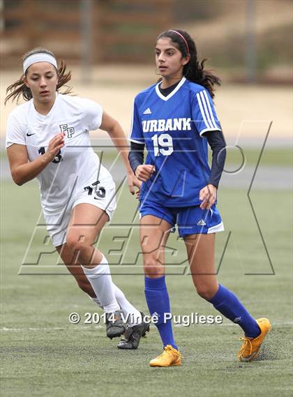 Thumbnail 3 in Flintridge Prep vs. Burbank photogallery.