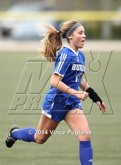 Thumbnail 1 in Flintridge Prep vs. Burbank photogallery.