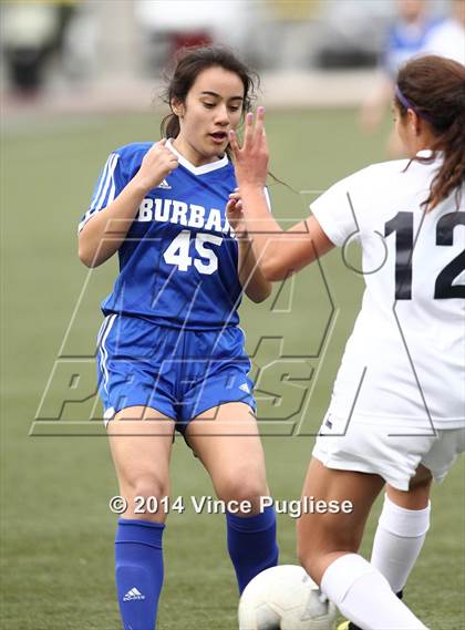 Thumbnail 1 in Flintridge Prep vs. Burbank photogallery.