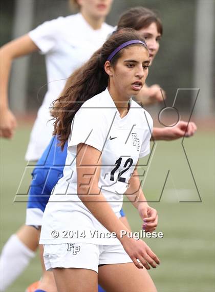 Thumbnail 3 in Flintridge Prep vs. Burbank photogallery.