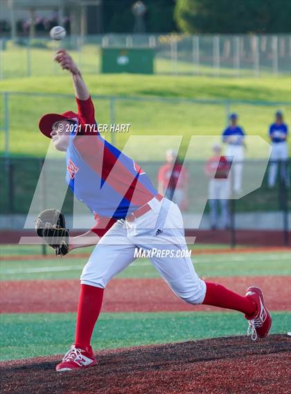 Thumbnail 2 in Center Grove vs. Martinsville (Sectional First Round) photogallery.