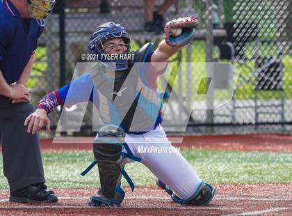 Thumbnail 1 in Center Grove vs. Martinsville (Sectional First Round) photogallery.