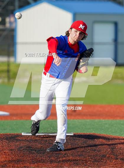 Thumbnail 1 in Center Grove vs. Martinsville (Sectional First Round) photogallery.
