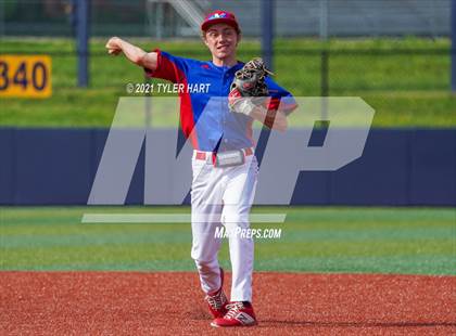 Thumbnail 2 in Center Grove vs. Martinsville (Sectional First Round) photogallery.