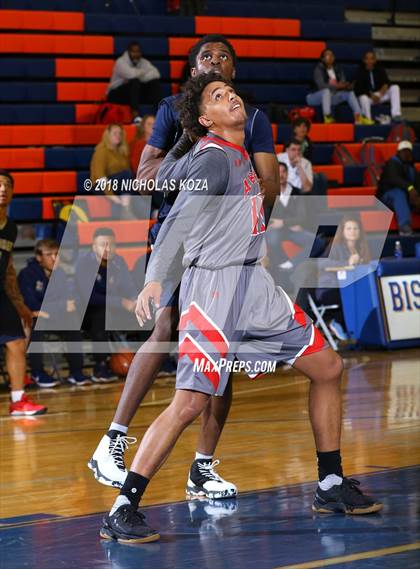Thumbnail 2 in Desert Vista vs. Denver East (Tarkanian Classic) photogallery.
