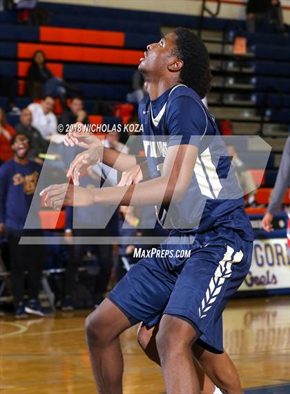 Thumbnail 2 in Desert Vista vs. Denver East (Tarkanian Classic) photogallery.