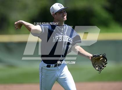 Thumbnail 2 in Staples vs. Southington (CIAC Class LL Final) photogallery.