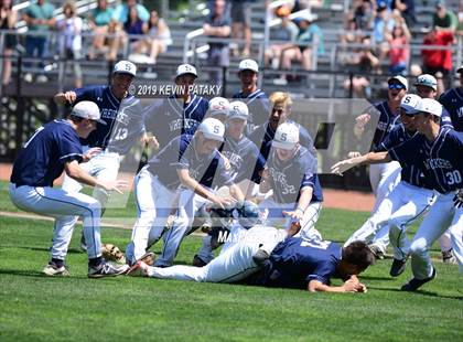 Thumbnail 1 in Staples vs. Southington (CIAC Class LL Final) photogallery.