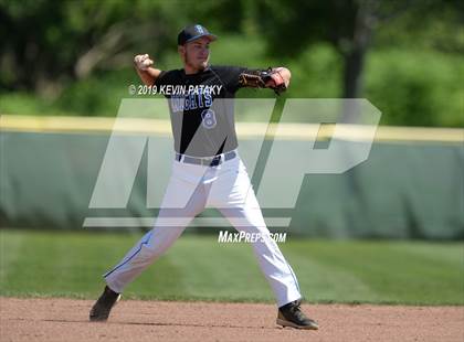 Thumbnail 1 in Staples vs. Southington (CIAC Class LL Final) photogallery.