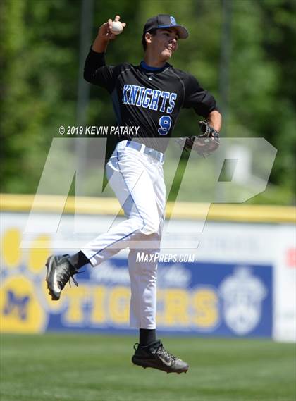 Thumbnail 2 in Staples vs. Southington (CIAC Class LL Final) photogallery.