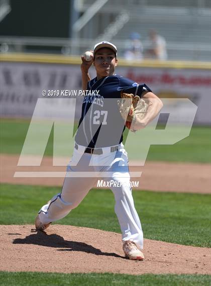 Thumbnail 1 in Staples vs. Southington (CIAC Class LL Final) photogallery.