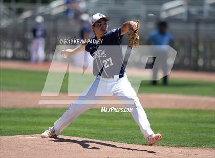 Thumbnail 2 in Staples vs. Southington (CIAC Class LL Final) photogallery.