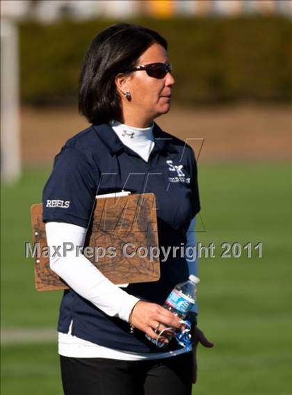 Thumbnail 1 in Smithfield vs South Kingston (RIIL D2 Final) photogallery.