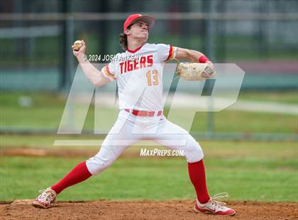 Thumbnail 1 in Liberty Magnet @ East Iberville photogallery.