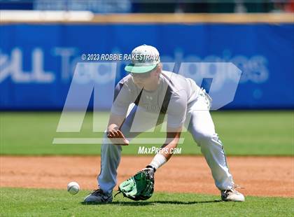 Thumbnail 2 in London vs. Wall (UIL 3A Baseball State Semifinal) photogallery.