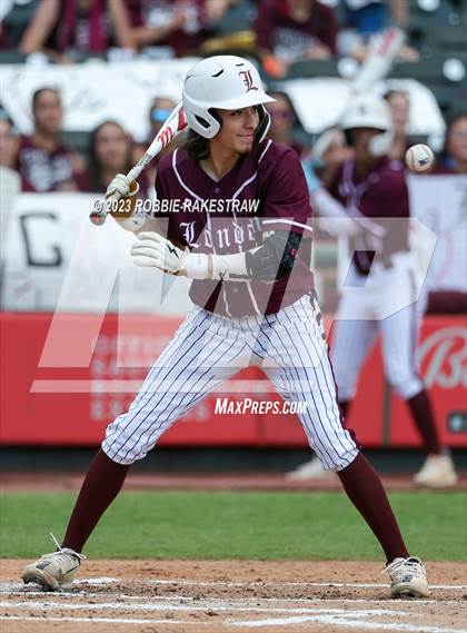 Thumbnail 3 in London vs. Wall (UIL 3A Baseball State Semifinal) photogallery.