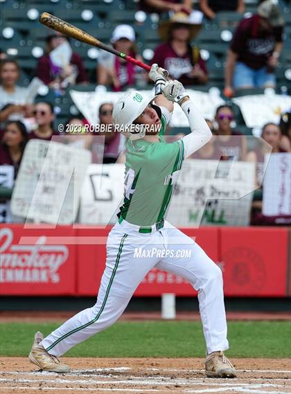 Thumbnail 3 in London vs. Wall (UIL 3A Baseball State Semifinal) photogallery.