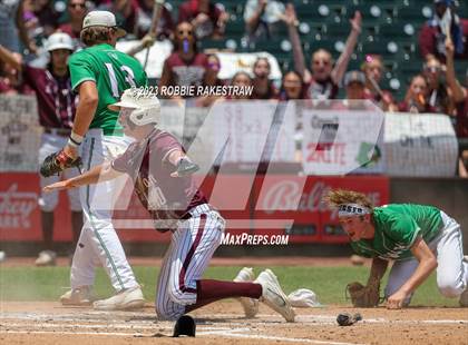 Thumbnail 2 in London vs. Wall (UIL 3A Baseball State Semifinal) photogallery.
