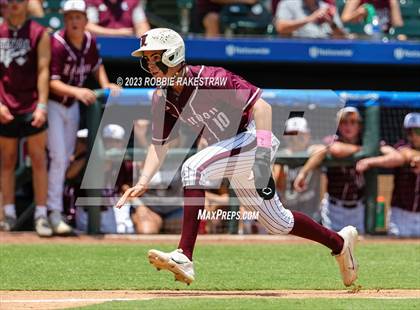 Thumbnail 2 in London vs. Wall (UIL 3A Baseball State Semifinal) photogallery.