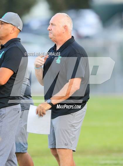 Thumbnail 3 in Monrovia vs Eagle Rock photogallery.