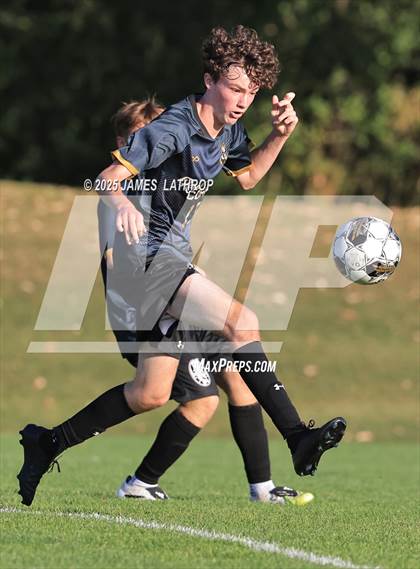 Thumbnail 3 in Rush-Henrietta @ Fairport photogallery.