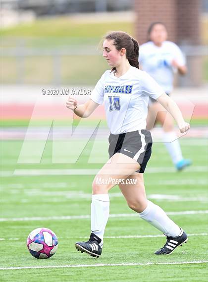 Thumbnail 3 in Saginaw vs Decatur (Springtown Tournament) photogallery.