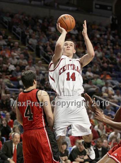 Thumbnail 1 in Reading Central Catholic vs. Sewickley Academy (PIAA Class A Championship) photogallery.