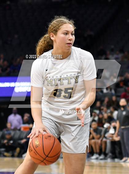 Thumbnail 3 in Sierra Canyon vs. Archbishop Mitty (CIF State Open Div. Final) photogallery.