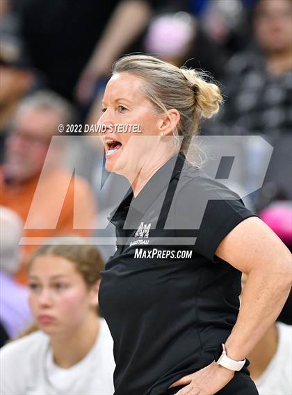 Thumbnail 2 in Sierra Canyon vs. Archbishop Mitty (CIF State Open Div. Final) photogallery.